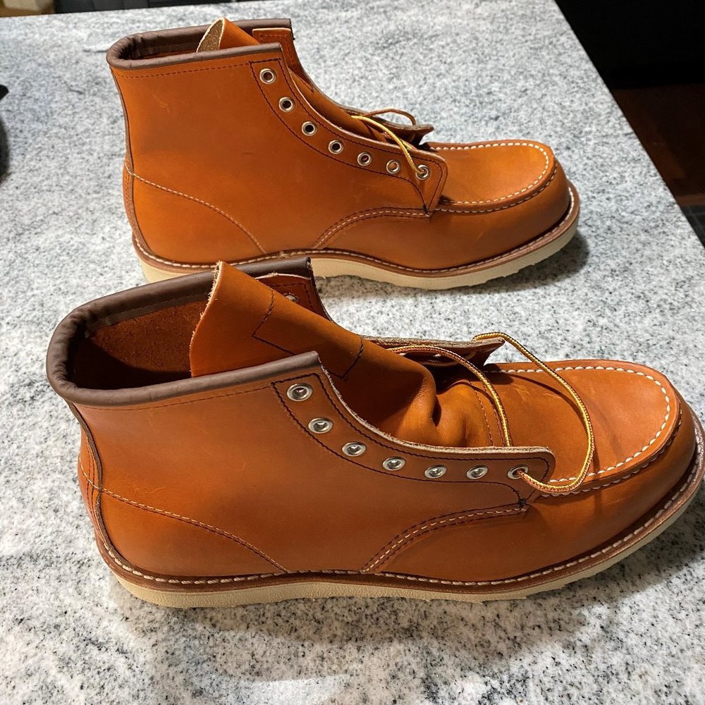 Red Wing 875 6" moc toe boots - new